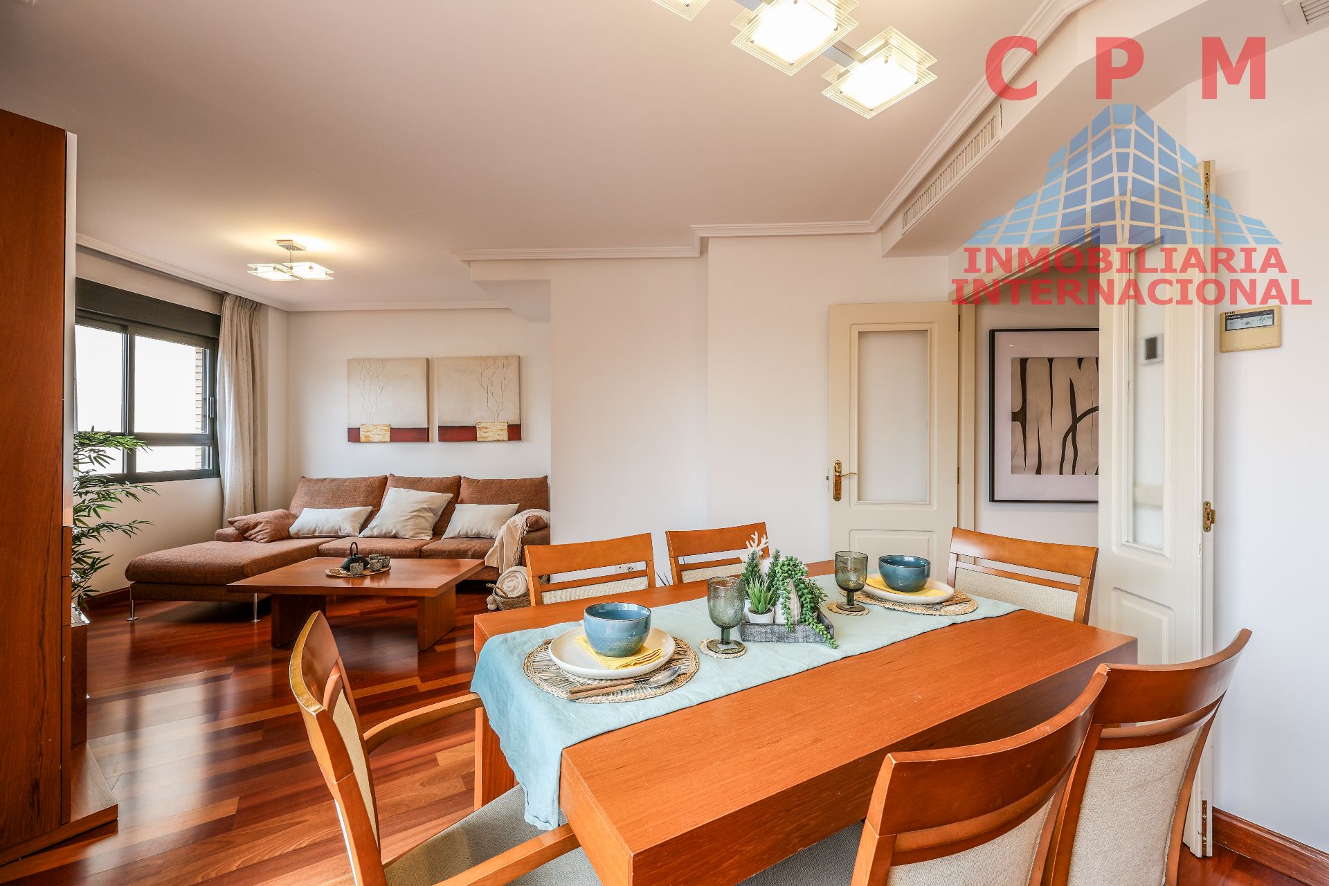 Dining room of Attic to rent in  Madrid Capital  with Air Conditioner, Heating and Parquet flooring