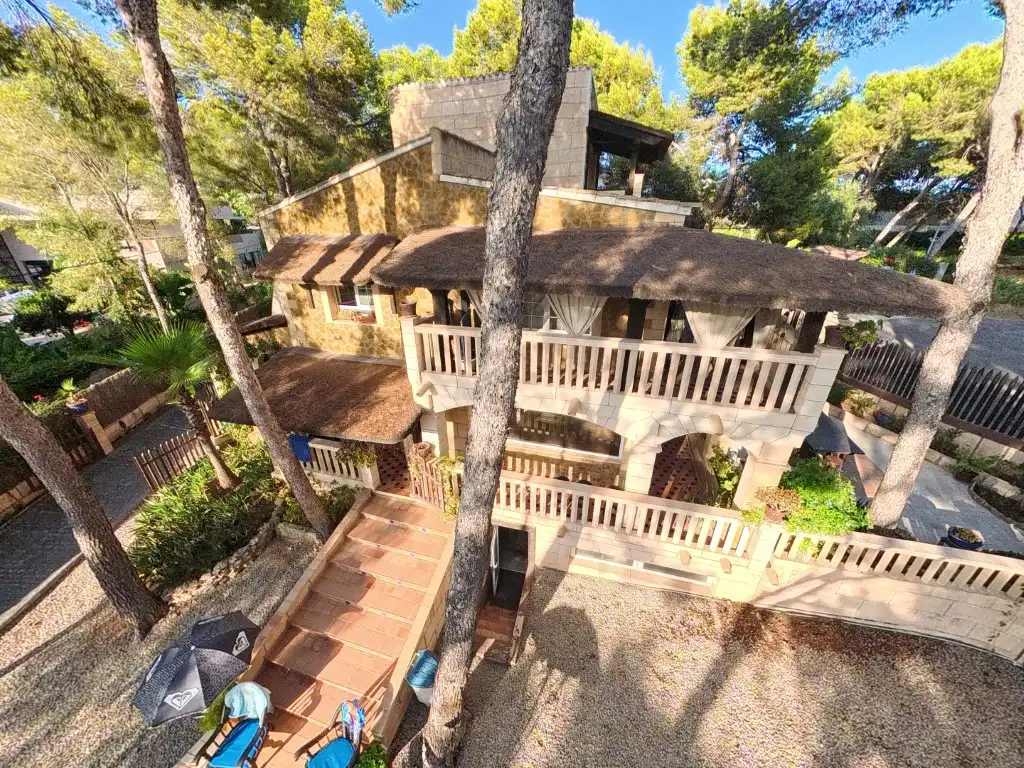 Außenansicht von Haus oder Chalet zum Verkauf in Calvià mit Klimaanlage, Privatgarten und Terrasse