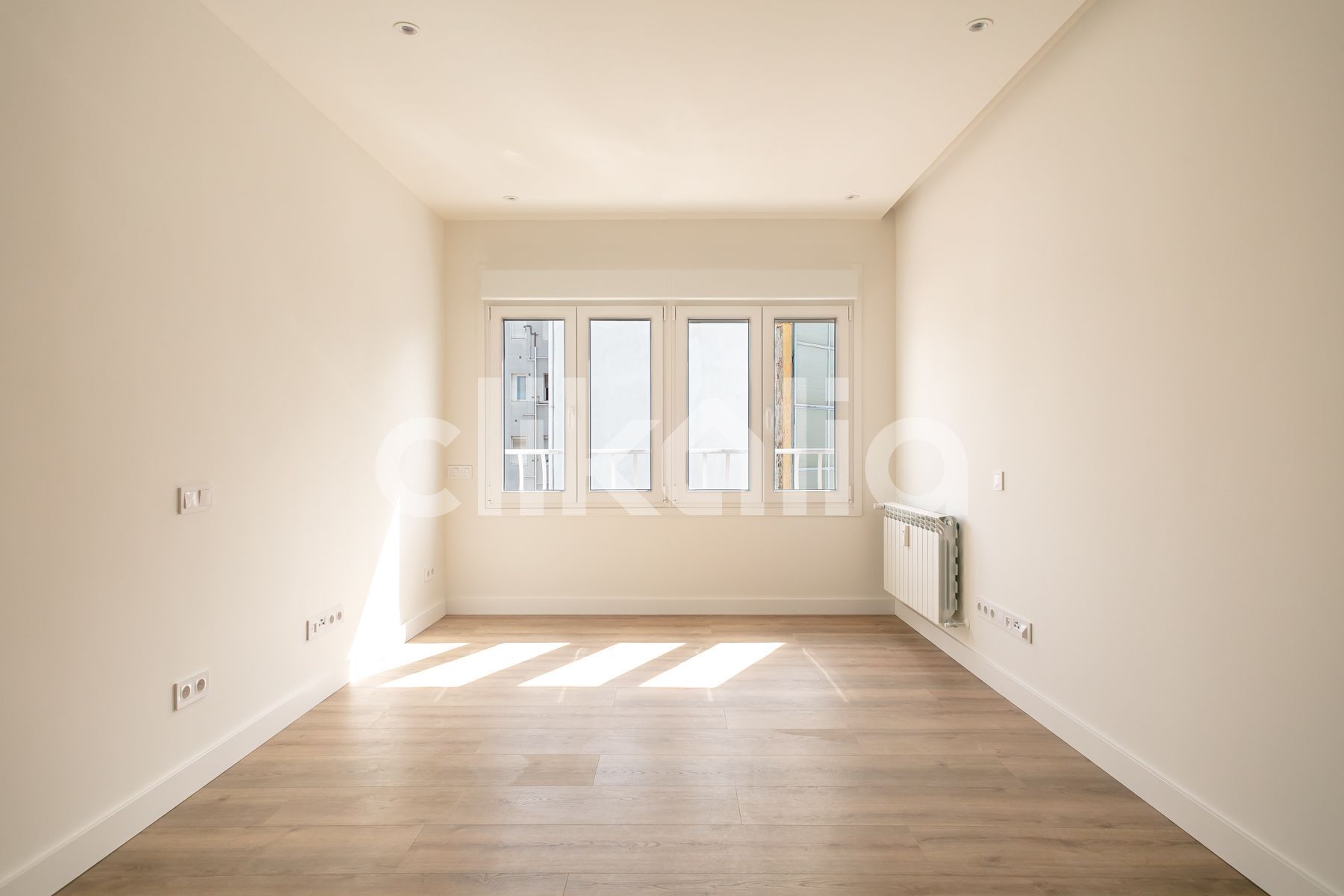 Bedroom of Flat for sale in  Madrid Capital  with Air Conditioner and Heating