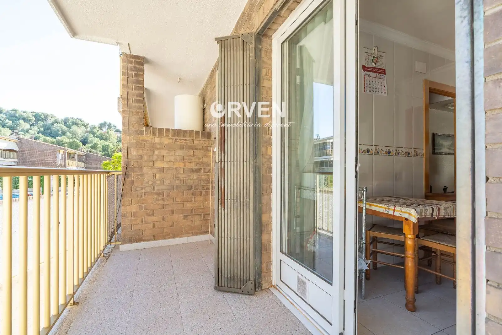 Terrasse von Einfamilien-Reihenhaus zum Verkauf in Tarragona mit Klimaanlage, Heizung und Terrasse