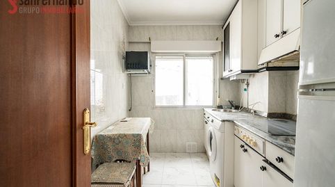 Foto 2 de Piso en venta en Calle Secada, Cuatro Caminos, Santander