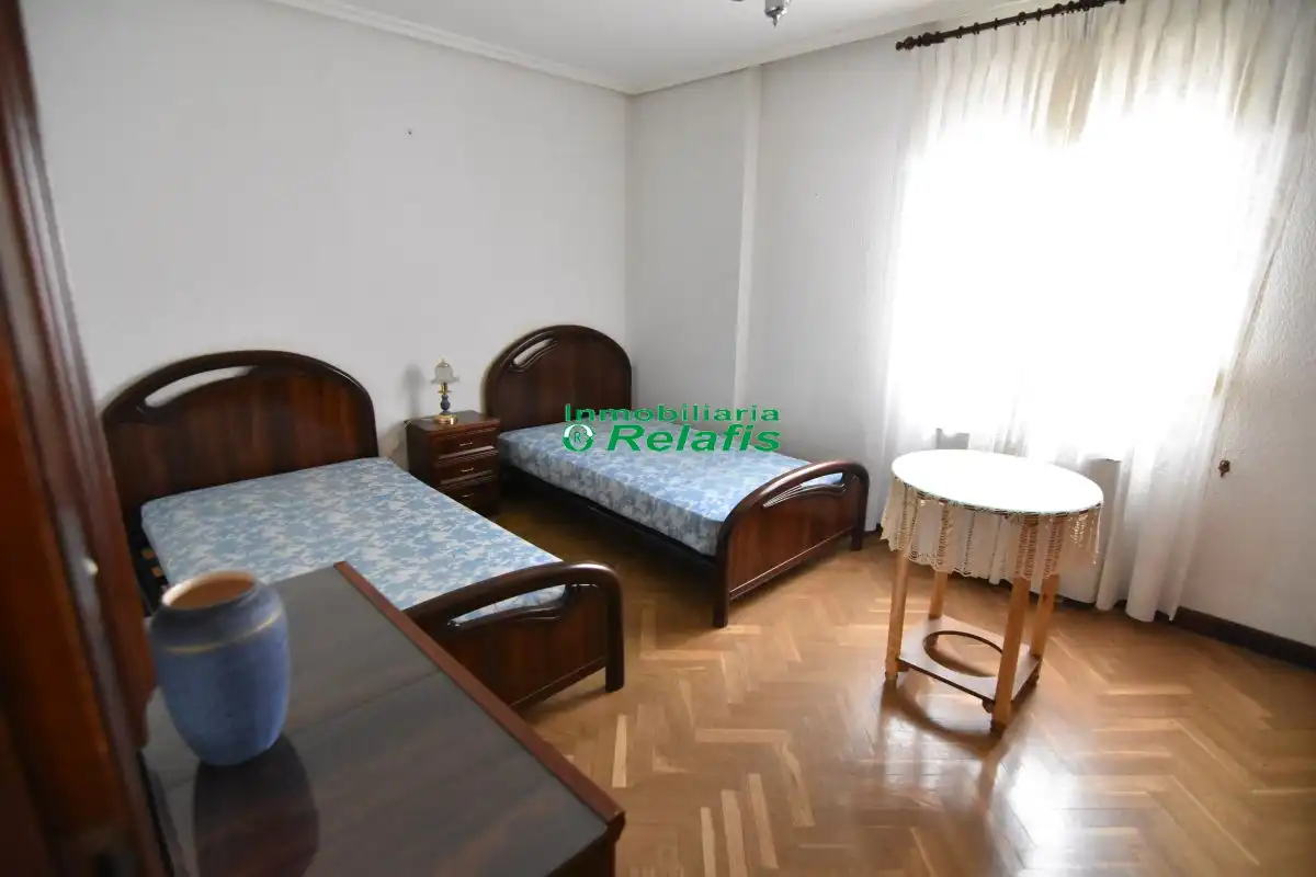 Flat with terrace for sale in San Blas 8-10, imagen 9