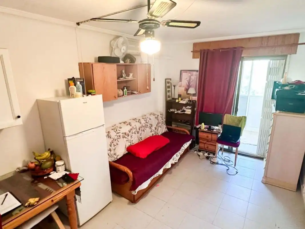 Sala de estar de Estudio en venta en Torrevieja con Aire acondicionado