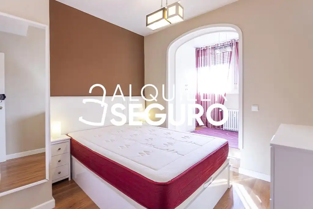 Flat with lift to rent in de Agustin de Foxá, imagen 7