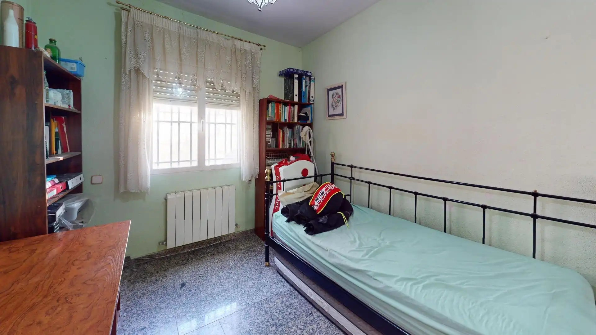 Dormitori de Casa o xalet en venda en Villalbilla amb Jardí privat i Piscina