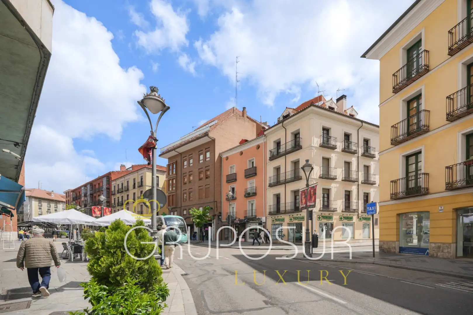 Vista exterior de Pis en venda en Valladolid amb Calefacció, Parquet i Forn