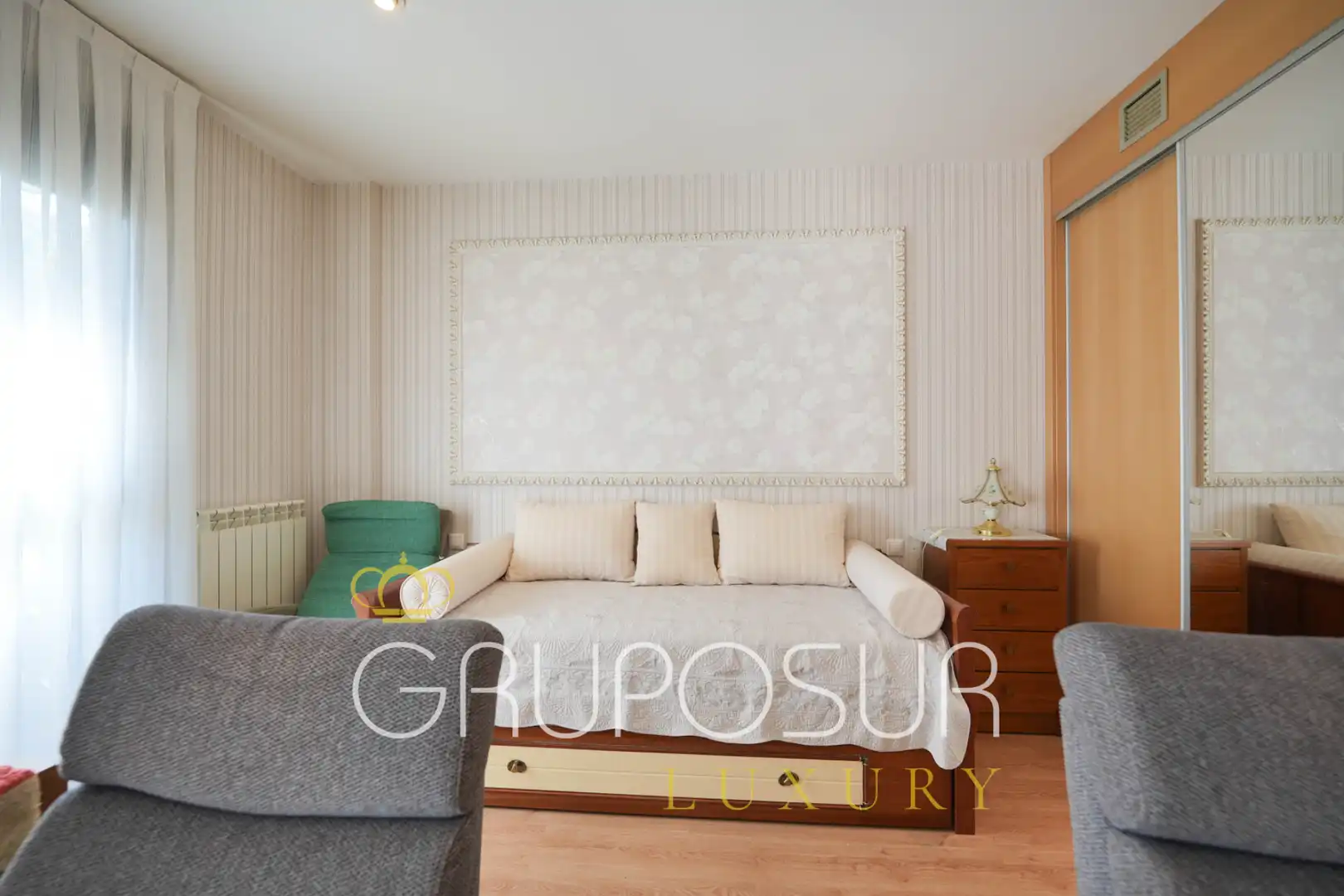 Sala de estar de Piso en venta en Valladolid con Calefacción, Jardín privado y Parquet