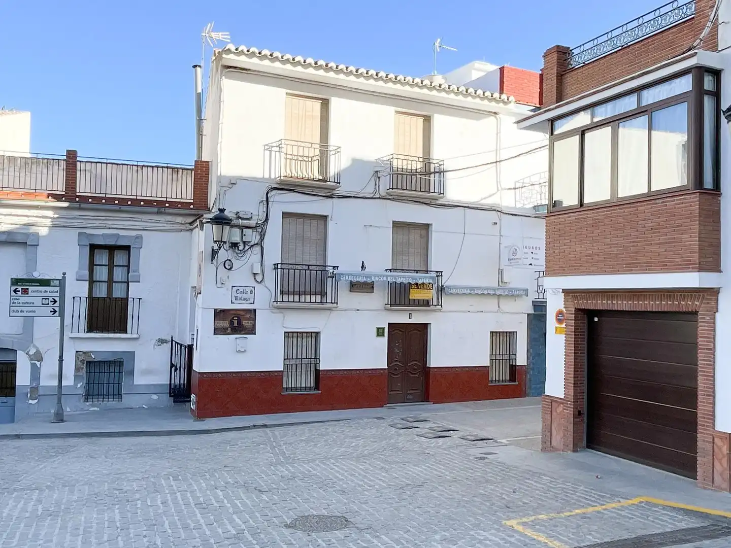 Vista exterior de Casa o xalet en venda en Valle de Abdalajís amb Aire condicionat, Terrassa i Moblat