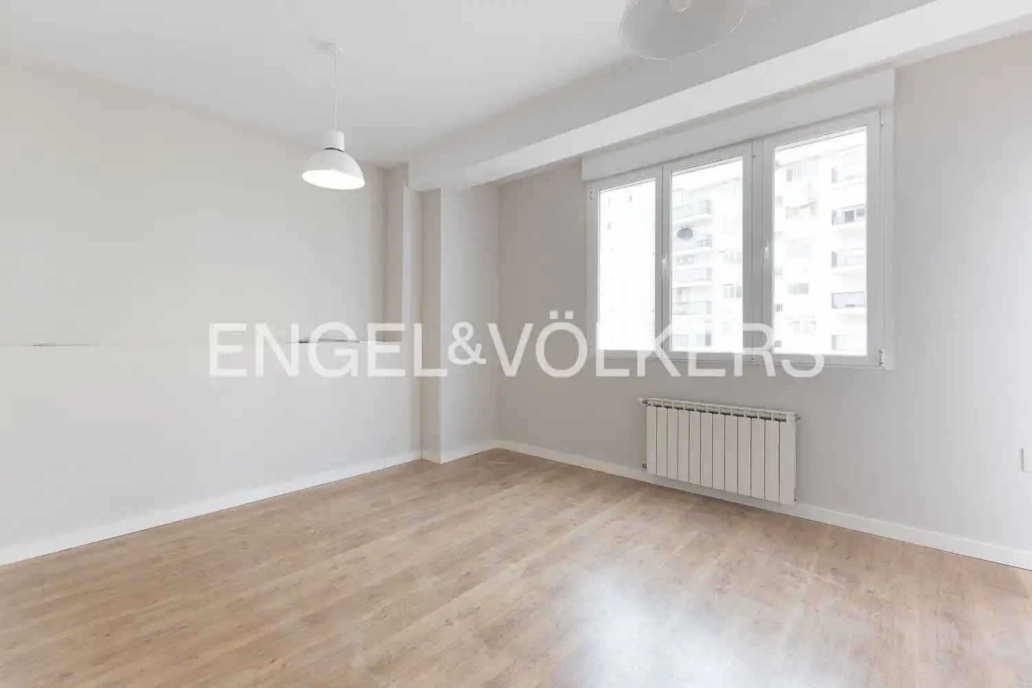 Piso de alquiler en Valencia con Aire acondicionado, Calefacción y Balcón
