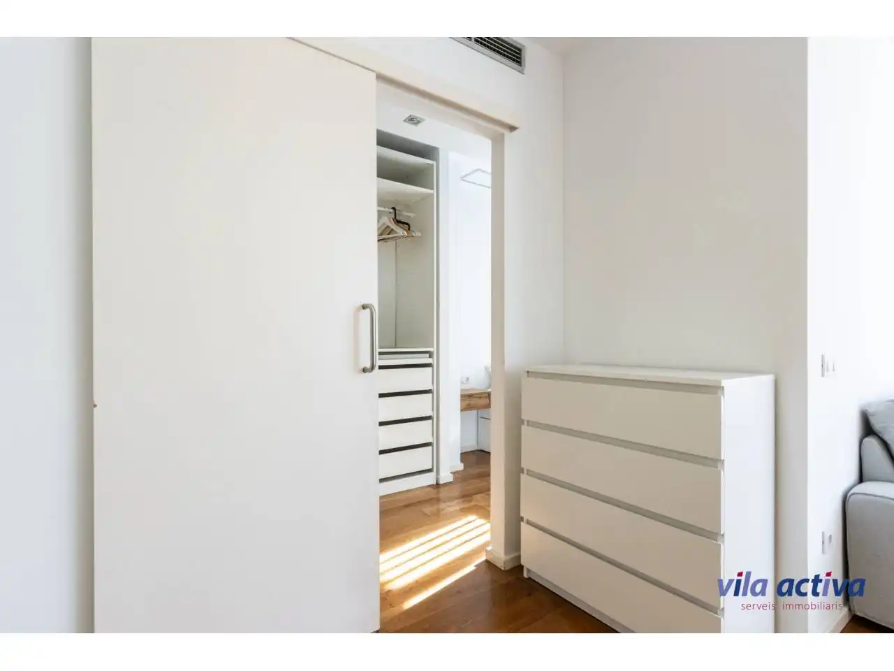 Flat for sale in Sabadell  with Air Conditioner, Heating and Parquet flooring