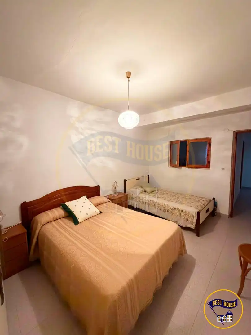 Habitación de Finca rústica en venta en Mira con Terraza y Amueblado