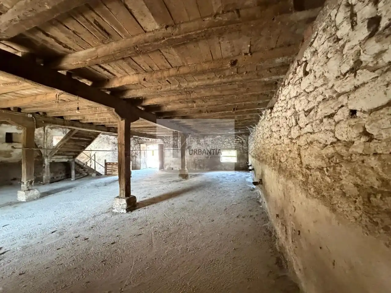 Country homes for sale in Basaburua, Navarra