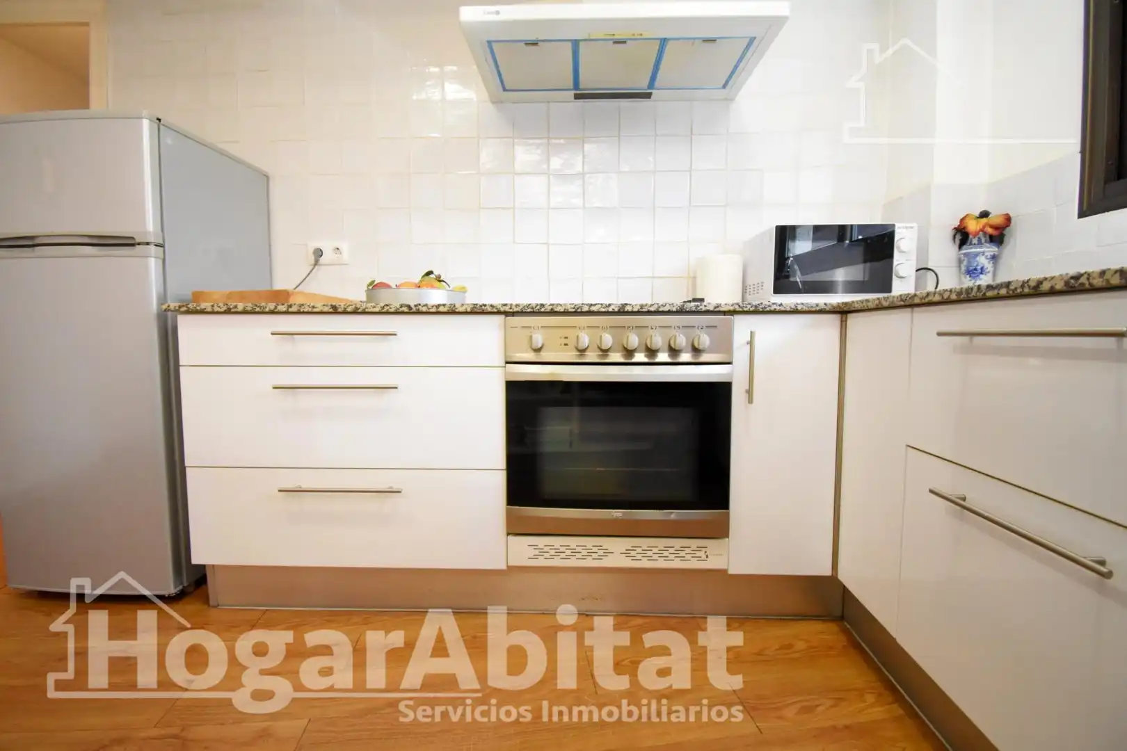 Küche von Wohnung zum Verkauf in Oliva mit Klimaanlage, Heizung und Parkett
