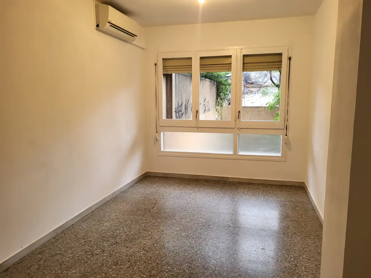 Habitación de Piso en venta en Barcelona con Aire acondicionado y Horno