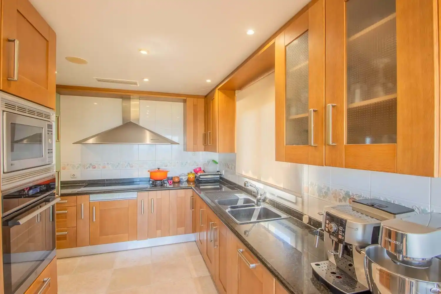 Kitchen of Houses for sale in Calvià  with Air Conditioner, Terrace and Balcony