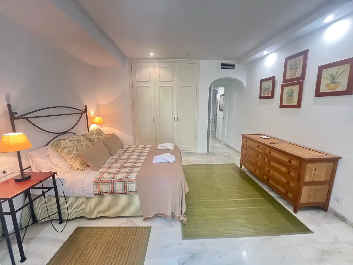 Bedroom of Flat for rent in Marbella  with Air Conditioner, Heating and Furnished