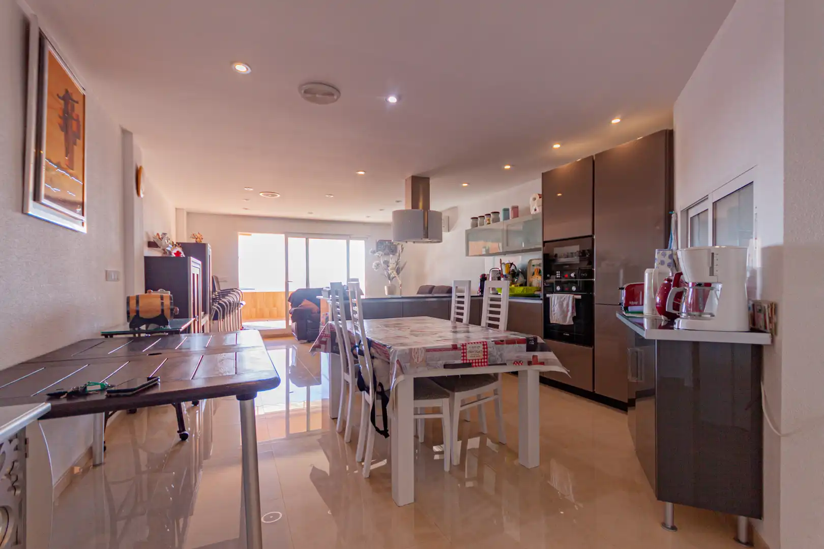 Küche von Wohnungen zum Verkauf in La Manga del Mar Menor mit Klimaanlage, Heizung und Terrasse