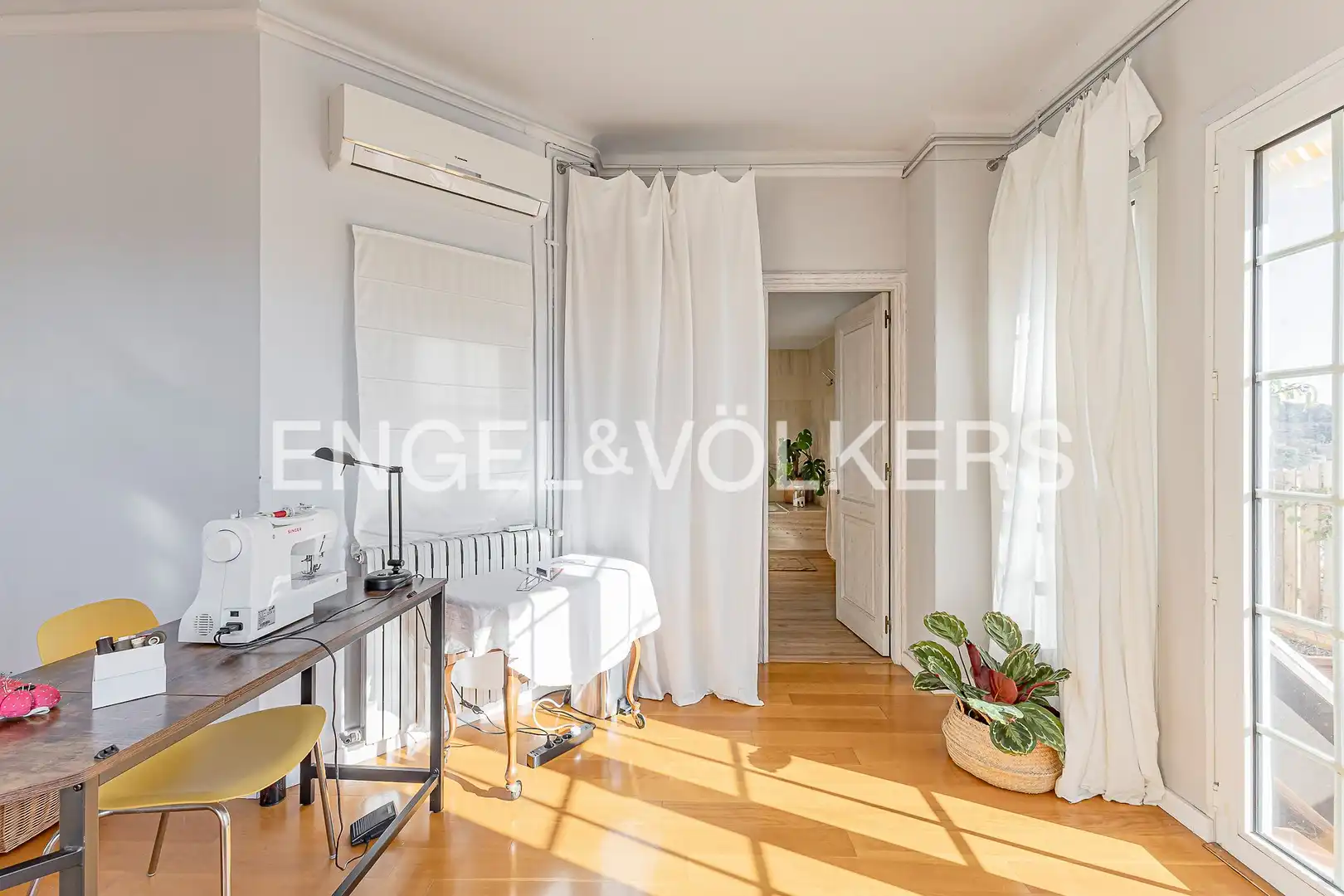 Dining room of Duplexes for sale in Barcelona  with Air Conditioner, Heating and Private garden
