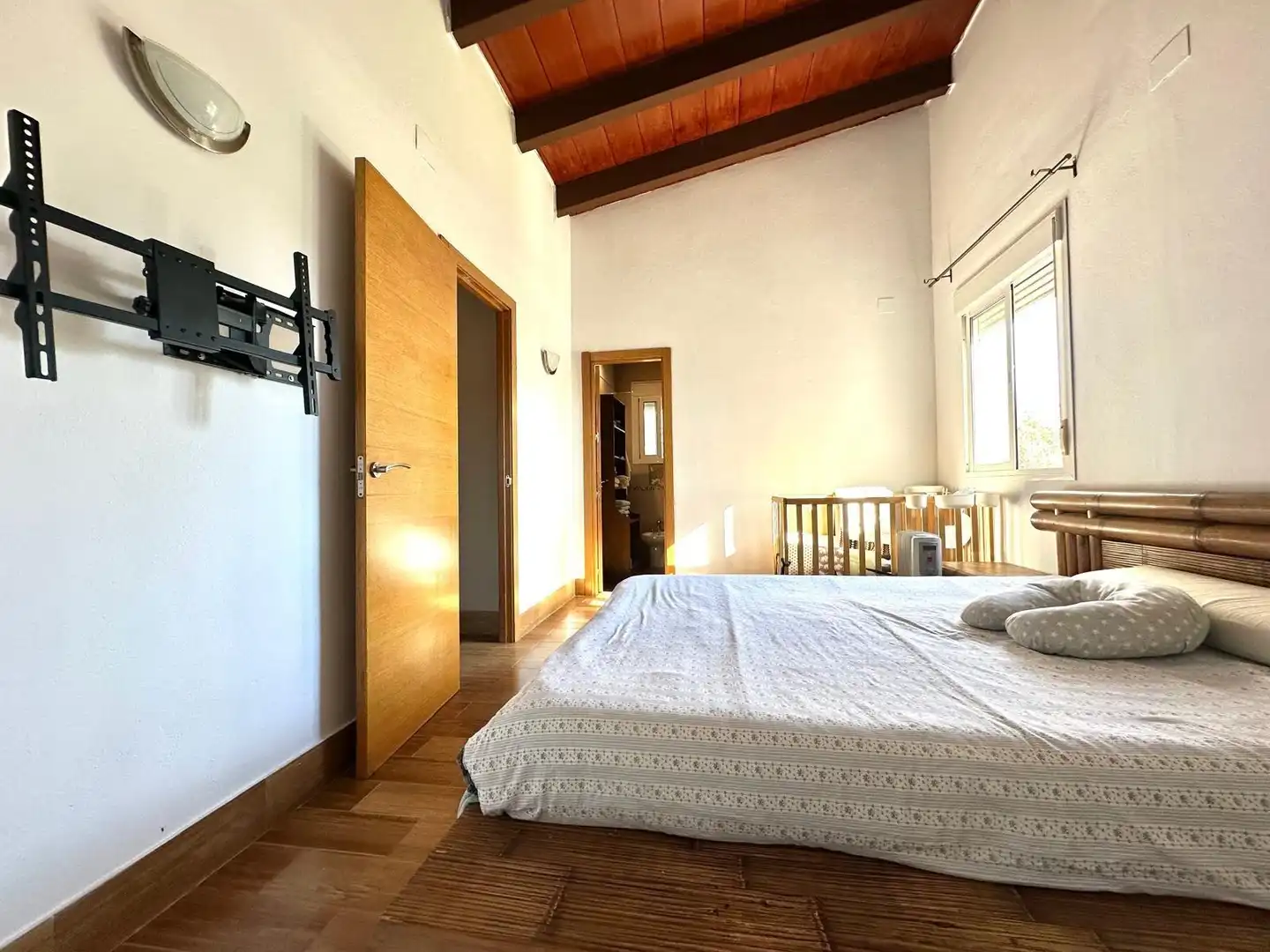 Dormitori de Casa o xalet en venda en El Puerto de Santa María amb Jardí privat
