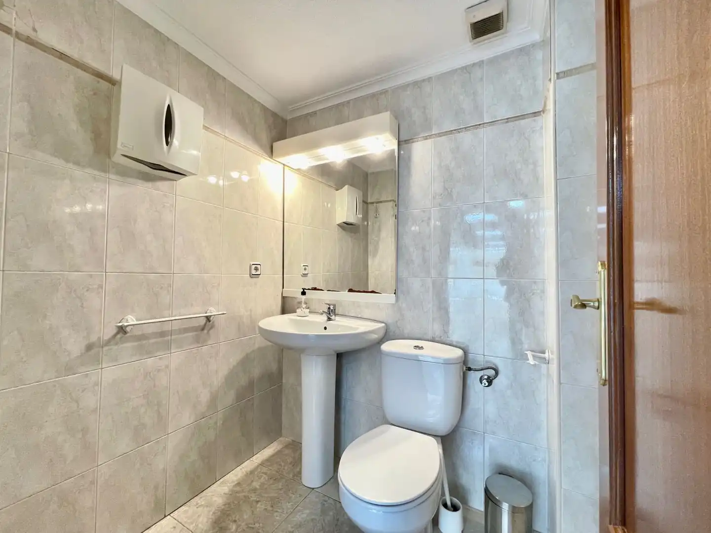 Badezimmer von Büro zur Miete in Alicante / Alacant mit Klimaanlage