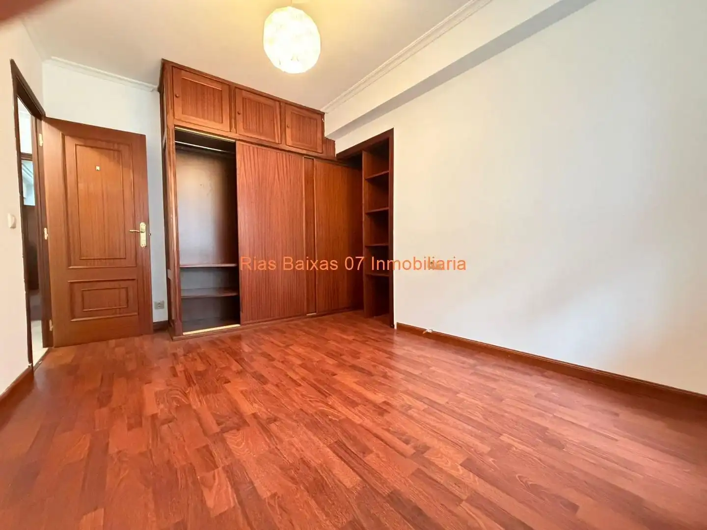 Piso en venta en Travesía de Vigo - San Xoán