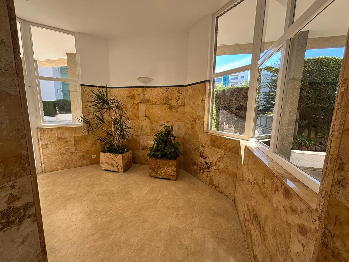 Bany de Pis en venda en Benalmádena amb Terrassa i Piscina comunitària