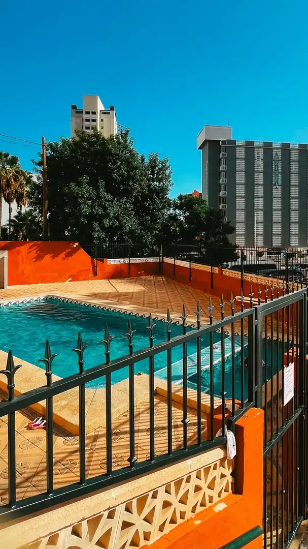 Swimming pool of Apartments for sale in Benidorm  with Air Conditioner and Community pool