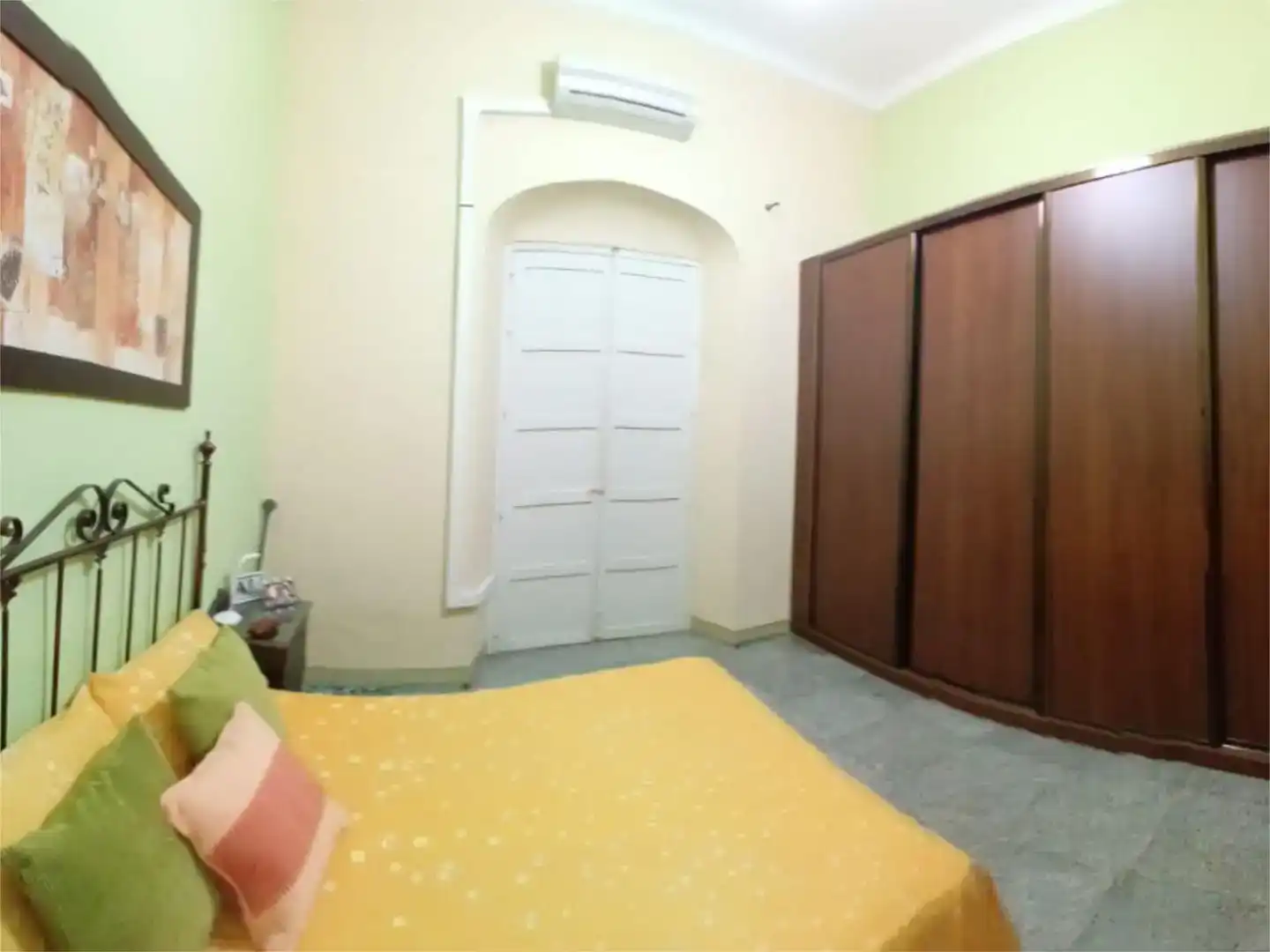 Dormitori de Casa adosada en venda en Bujalance amb Aire condicionat, Piscina i Balcó