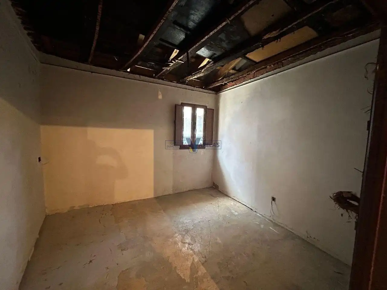 Houses for sale in San Cibrao das Viñas  with Heating
