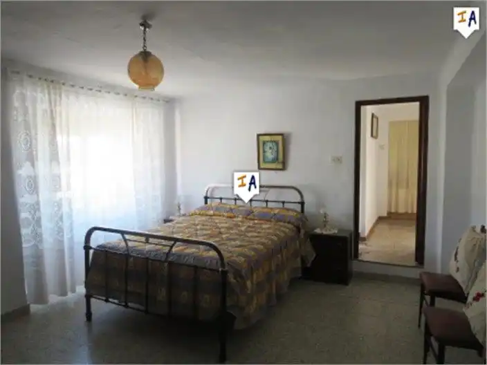 Dormitori de Casa adosada en venda en Loja amb Traster