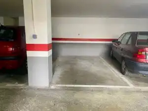 Parking of Flat for sale in Valencia  with Air Conditioner, Furnished and Oven