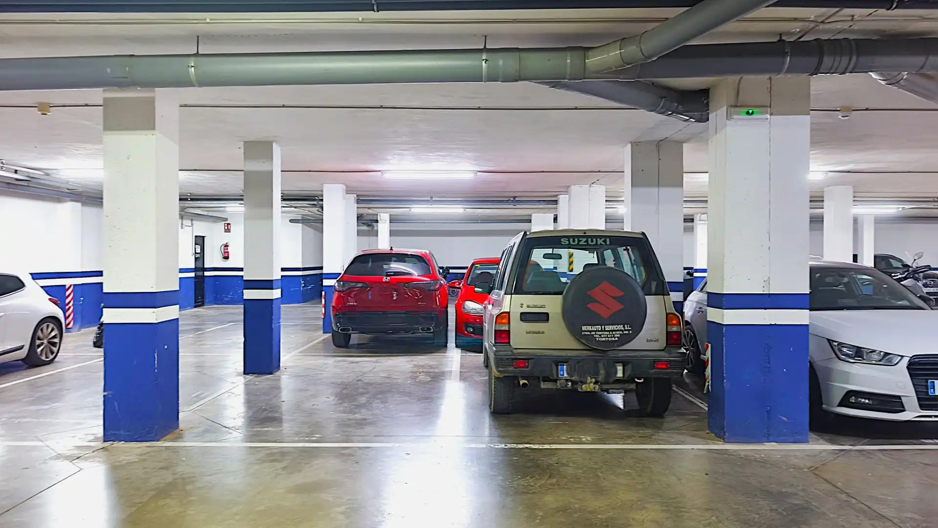 Parking de Piso en venta en Manresa con Terraza, Amueblado y Balcón