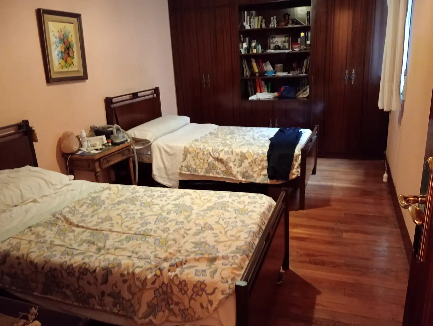 Bedroom of Flat for sale in Bilbao   with Heating, Terrace and Furnished