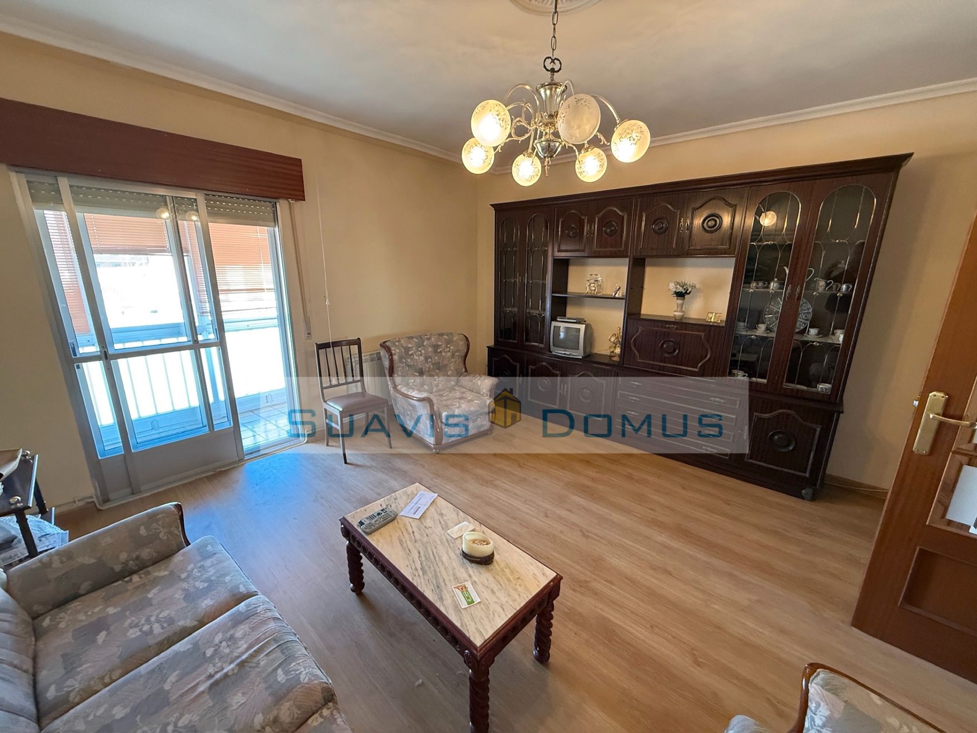 Living room of Flat for sale in Zamora Capital   with Heating, Oven and Balcony