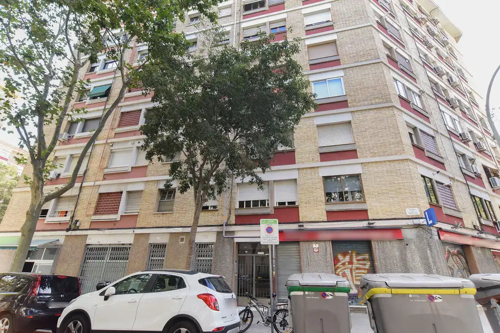 Vista exterior de Pis en venda en Barcelona