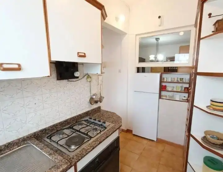 Kitchen of Ground floor for sale in Vigo   with Terrace and Storage room