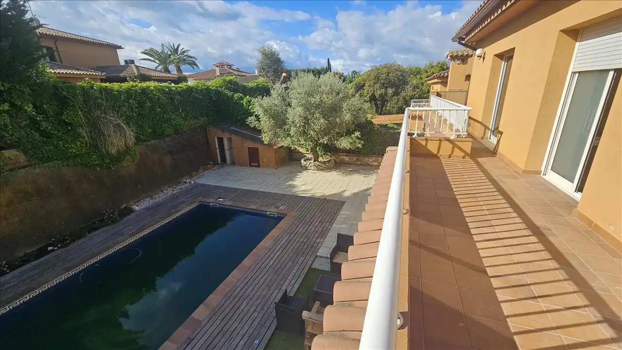 Vista exterior de Apartamento en venta en Lloret de Mar con Aire acondicionado, Calefacción y Jardín privado