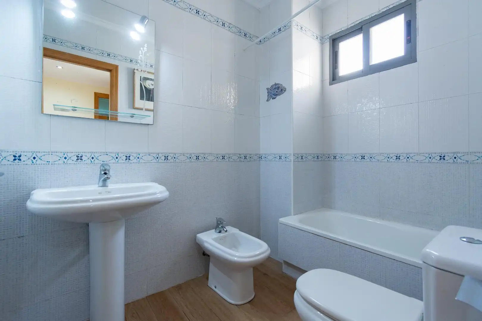 Baño de Piso en venta en Cartagena con Aire acondicionado, Calefacción y Balcón