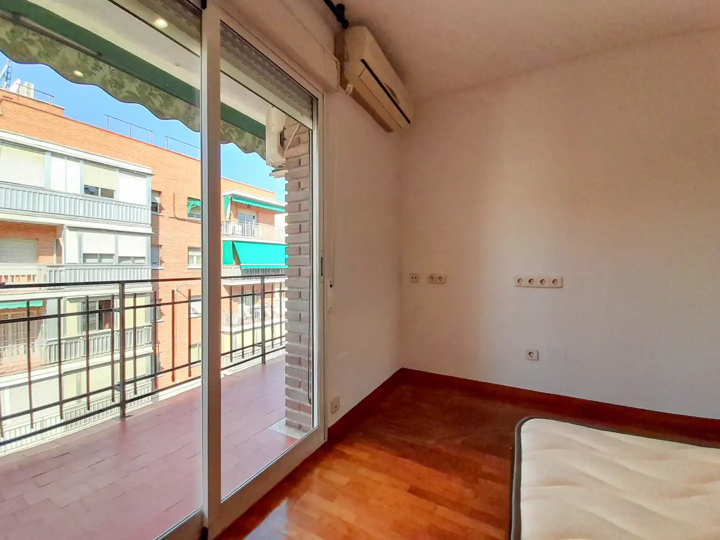 Wohnung zur Miete in Calle de Albarracín, Simancas