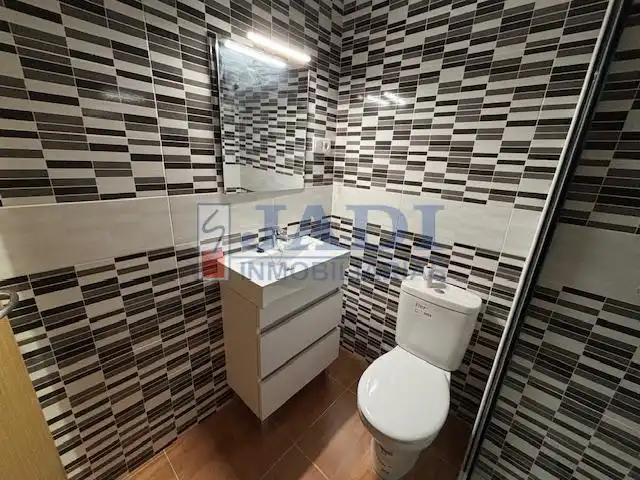 Bathroom of Flat for sale in Valdepeñas  with Terrace