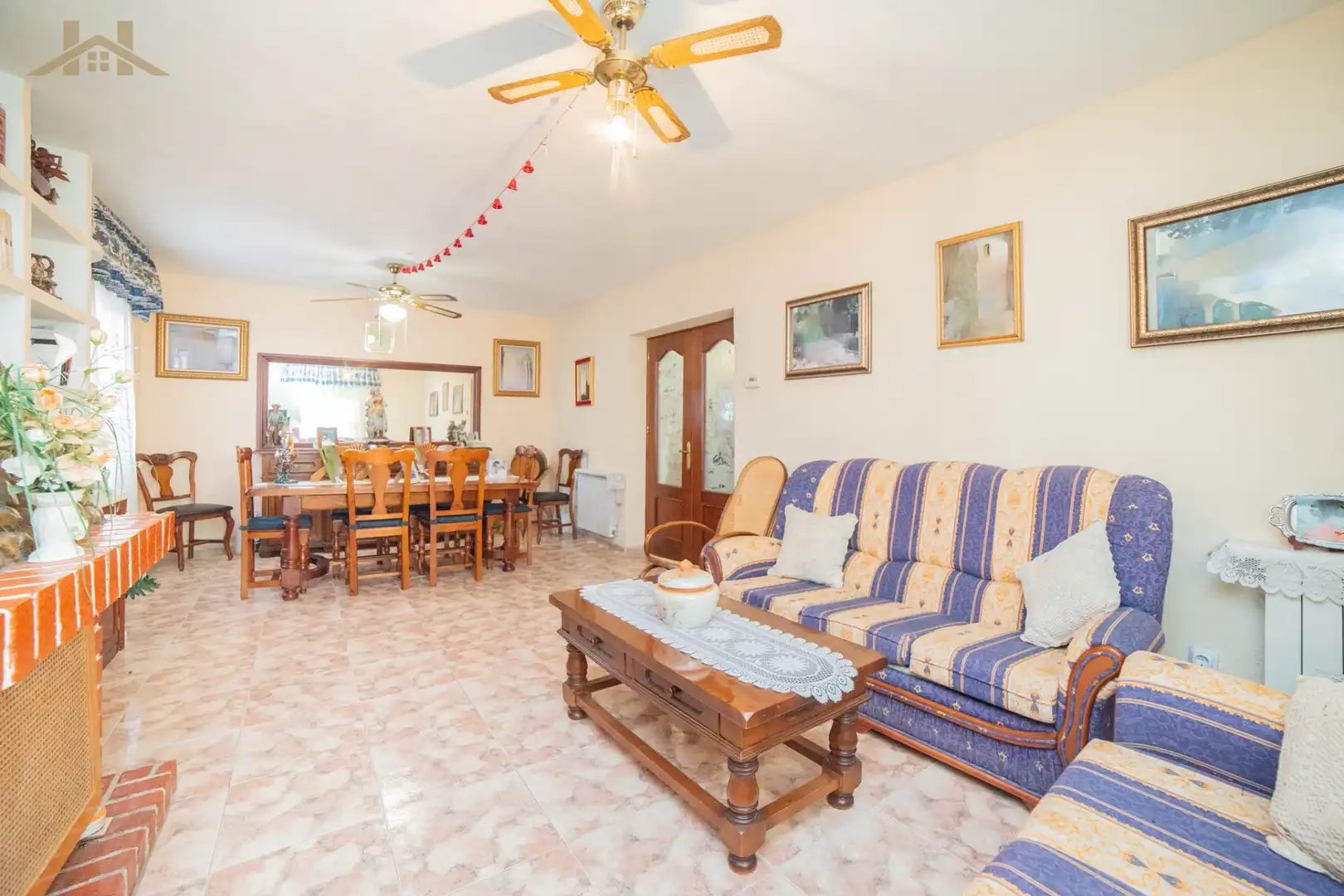 Sala d'estar de Casa o xalet en venda en Illescas amb Aire condicionat, Calefacció i Jardí privat
