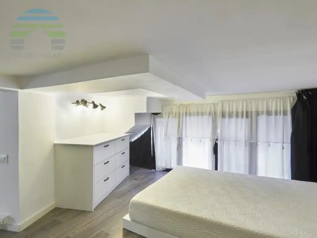 Habitación de Piso en venta en Barcelona con Aire acondicionado y Amueblado