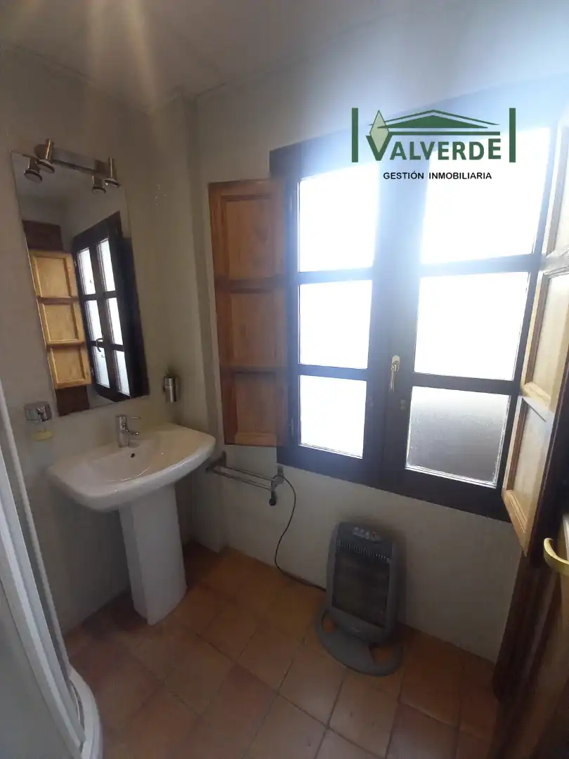 Flat for rent in Plaza de la Trinidad, Centro - Sagrario