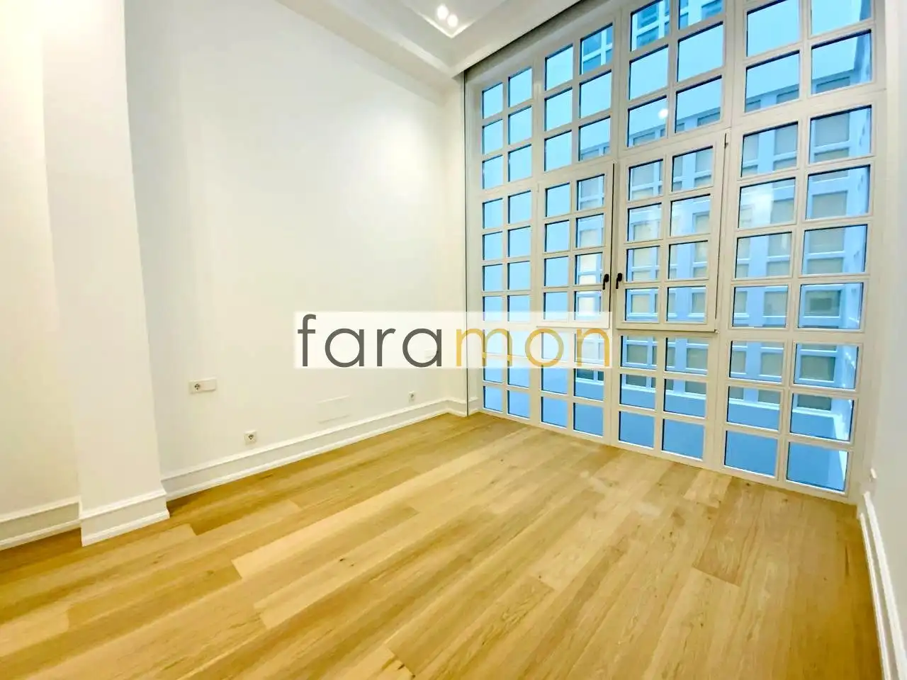Wohnung mit Terrasse zum Verkauf in Rúa Colón, imagen 22