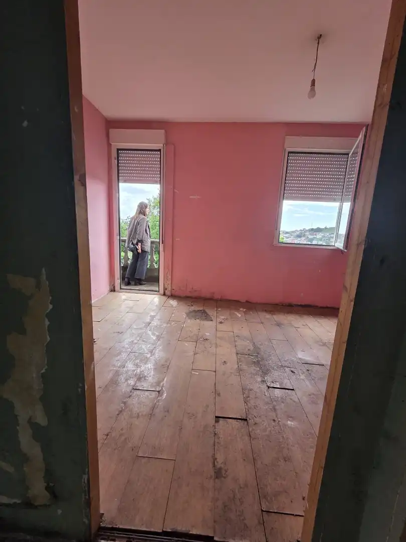 Dormitori de Casa o xalet en venda en Vigo  amb Jardí privat, Terrassa i Balcó