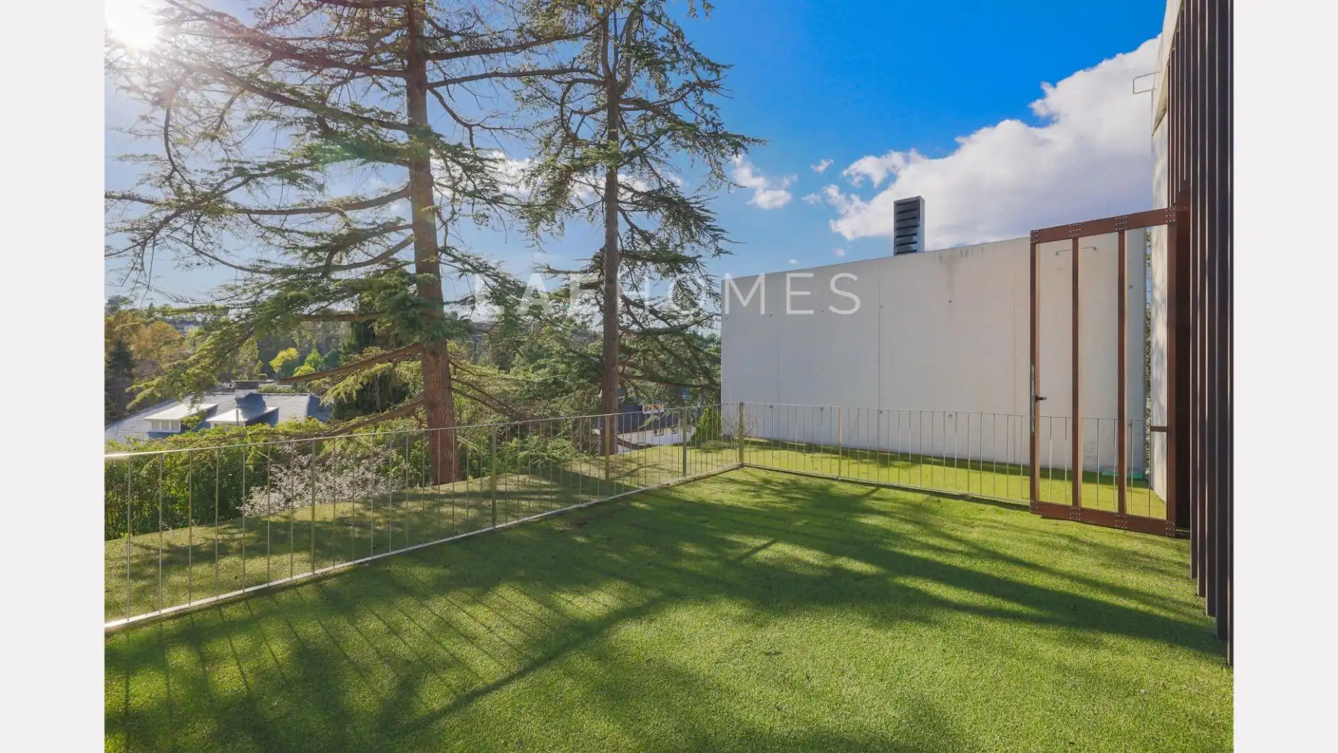 Terraza de Casa o chalet en venta en Sant Cugat del Vallès con Aire acondicionado, Calefacción y Jardín privado