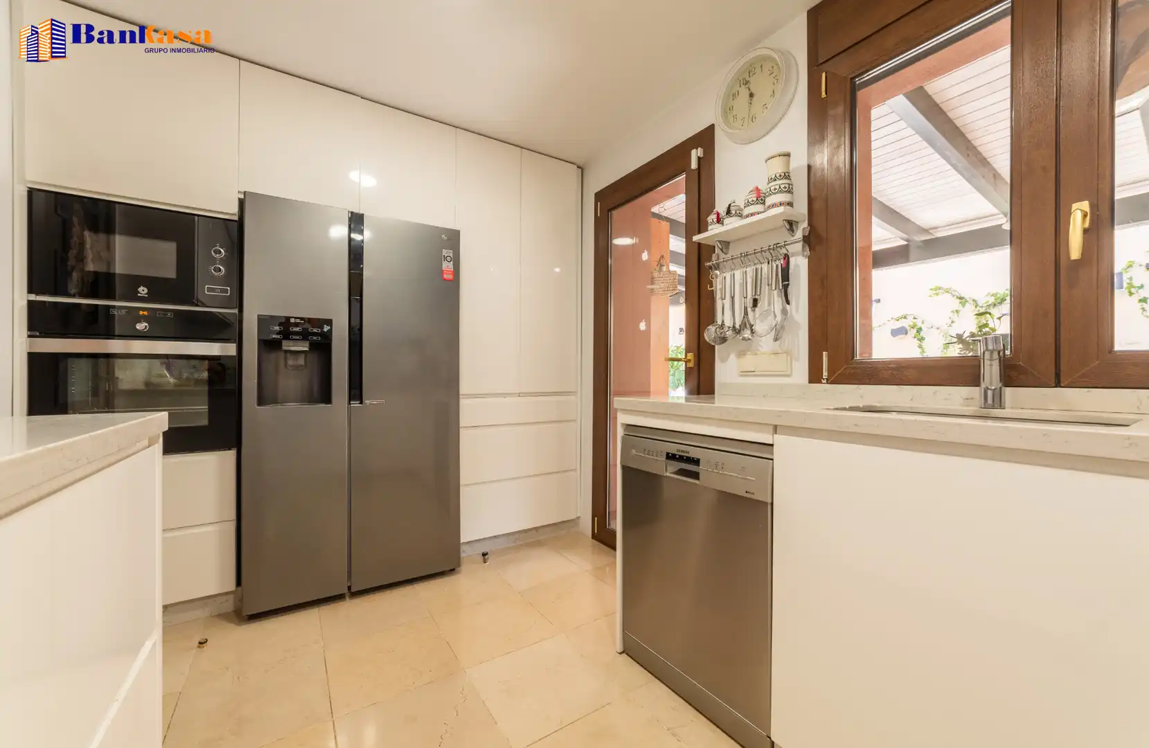 Cocina de Casa adosada en venta en Marbella con Aire acondicionado, Jardín privado y Terraza