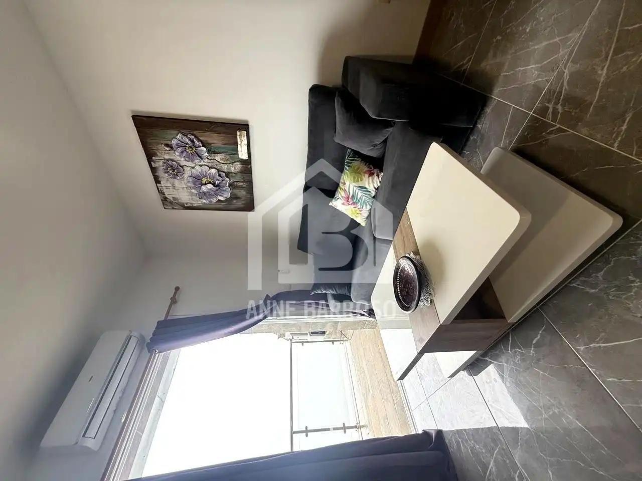 Wohnzimmer von Erdgeschoss zur Miete in Chío