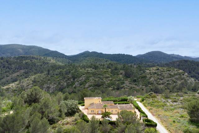 Casa-chalet en Venta en Gata de Gorgos