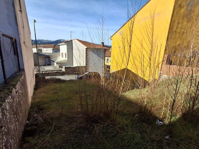 Terreno residencial en Venta en Calle Fuente de Aldara, 16 en Guadarrama